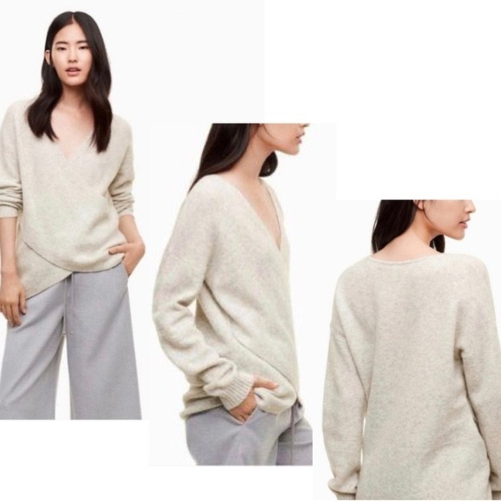 Aritzia The Group by Babaton Bandini Sweater Winter / White
